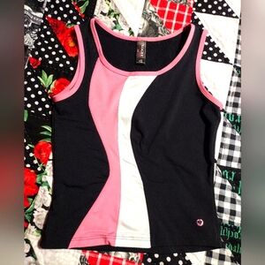 Vogue athletic top